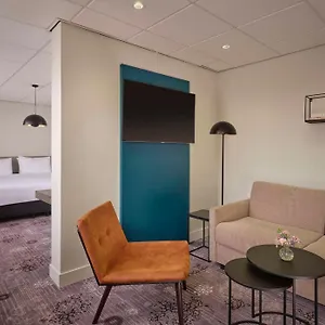 4* Szálloda Park Plaza