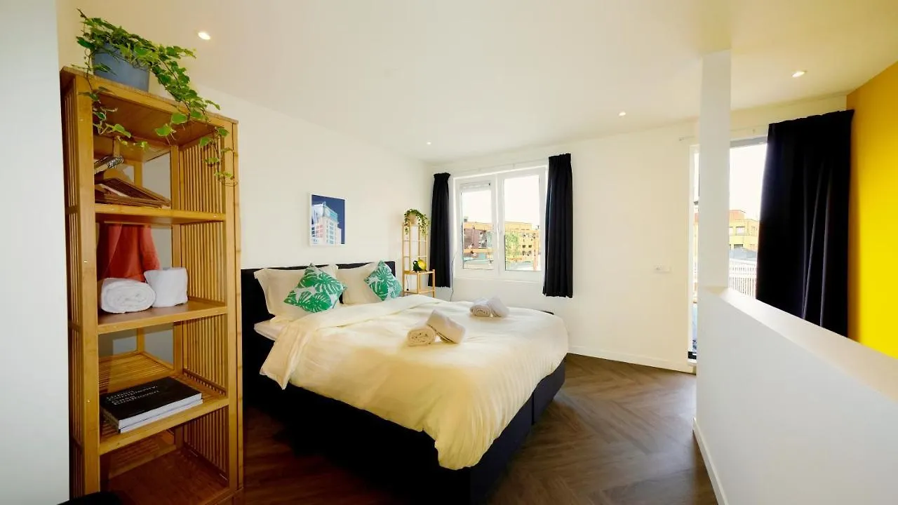 Sunny 45M2 Penthouse With Balcony And Terrace - R65C Apartman Eindhove