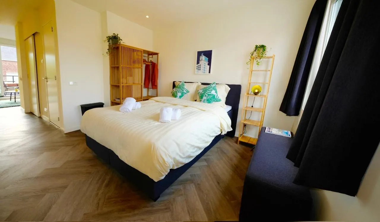 Sunny 45M2 Penthouse With Balcony And Terrace - R65C Apartman Eindhove